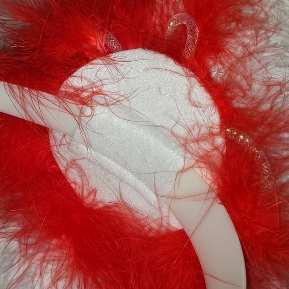 ❤️ White Headband Red Feather Rose Fascinator FREE With Any Bundle - Picture 8 of 12